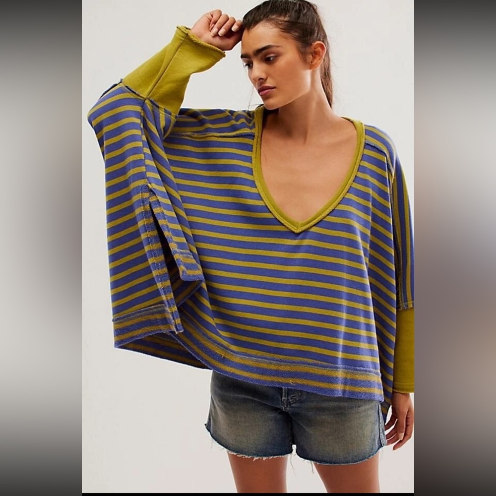 NWOT We The Free People Main Squeeze Striped V Neck Relaxed Fit Sweater Sz M